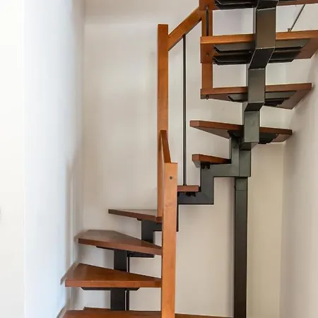 Blu Bed * 카스텔누보델가다