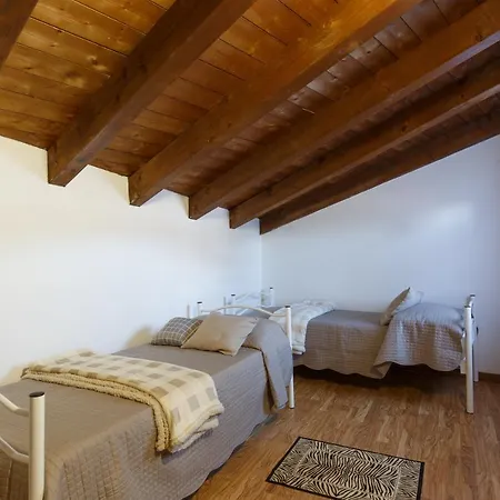 Blu Bed Apartment *