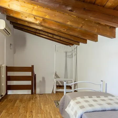 Apartment Blu Bed Castelnuovo del Garda